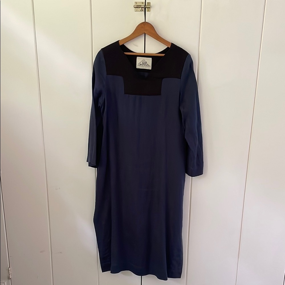 Sugar Candy Mountain Navy & Black linen Dress made in LA. Size S-M color block